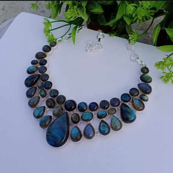 Natural Labradorite Necklace - Picture 2 of 2